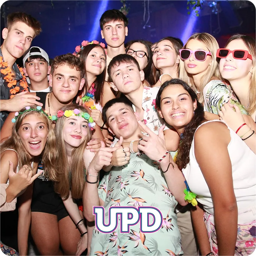 Egresados de fiesta en el UPD